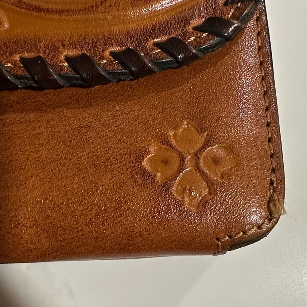 Patricia Nash Tooled Leather Crossbody Bag in Warm Brown - Picture 2 of 13